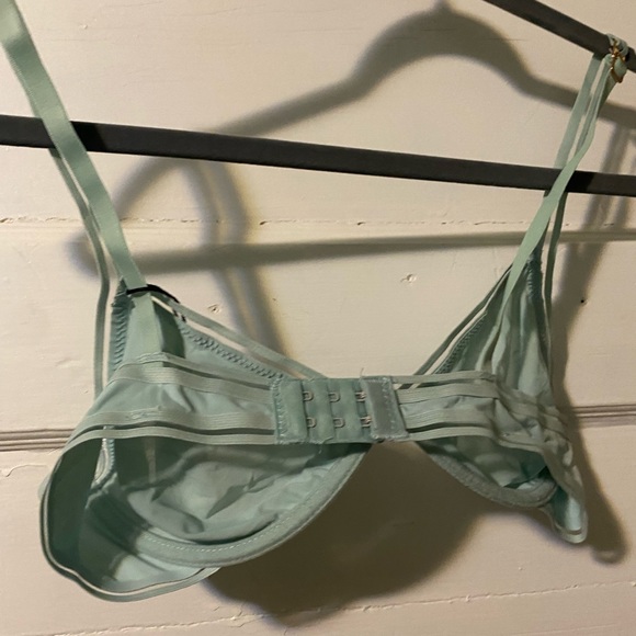 NWT! REAL UNDERWEAR – Fusion Plunge Underwire Bra 36B - Picture 7 of 12